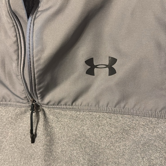 Under Armor men’s MD long sleeveve 1/4 zip - Picture 2 of 4